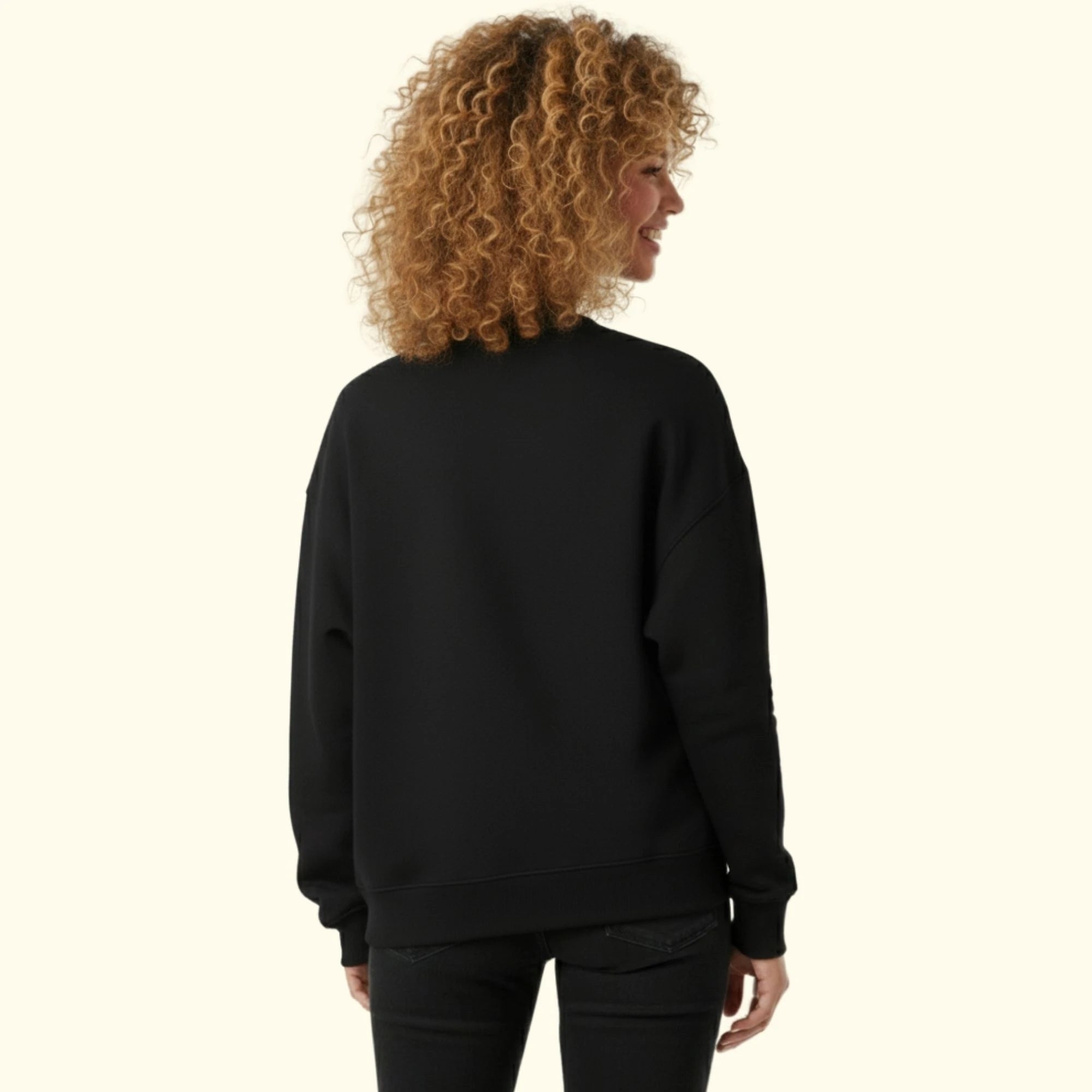 Kadın Siyah Oversize Salaş Basic Sweatshirt - 2