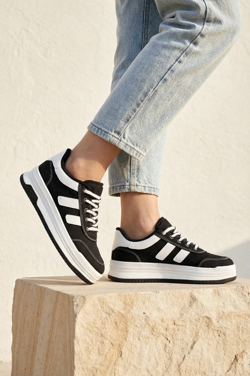DS Sapphire Siyah Beyaz Kadın Sneaker
