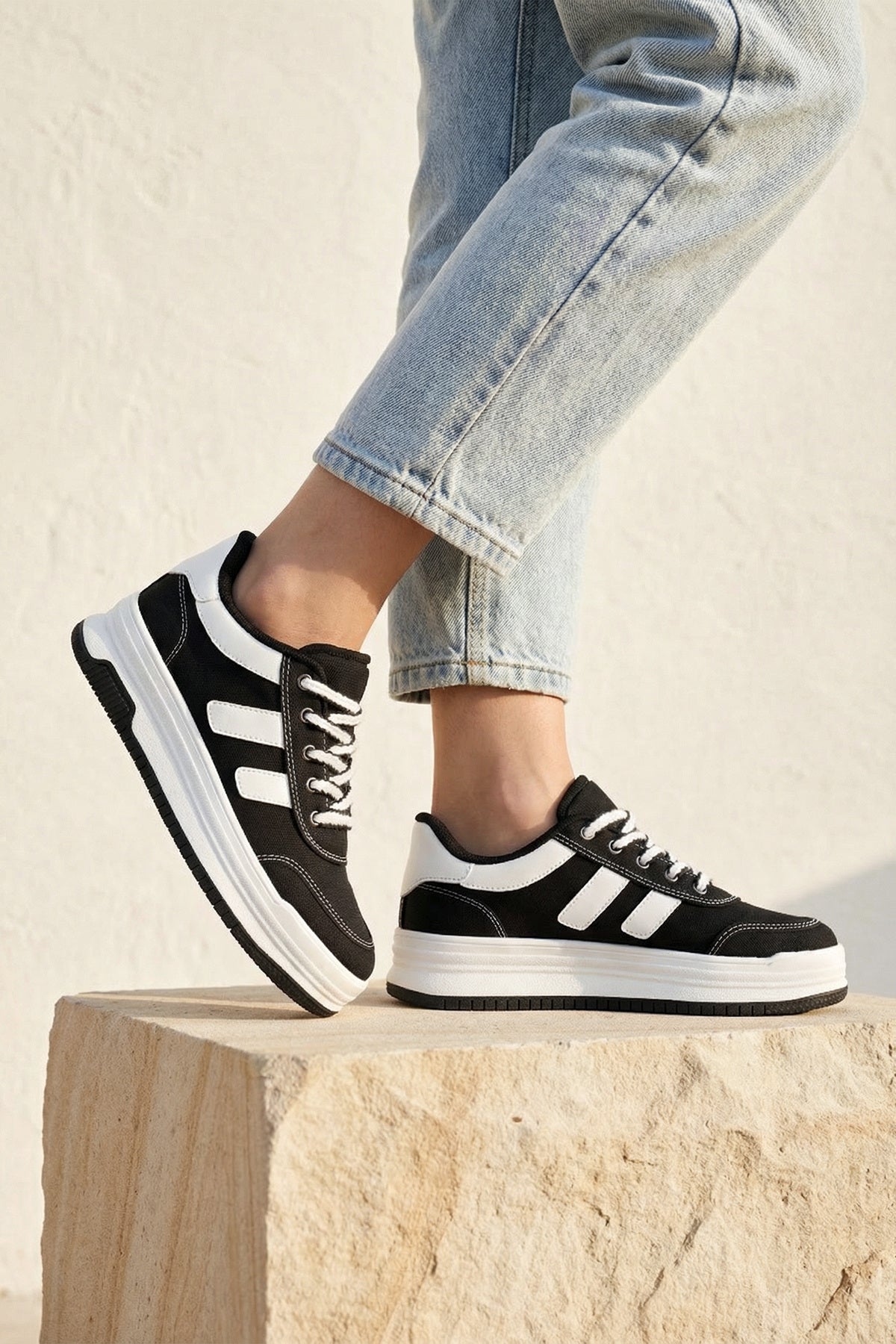DS Sapphire Siyah Beyaz Kadın Sneaker