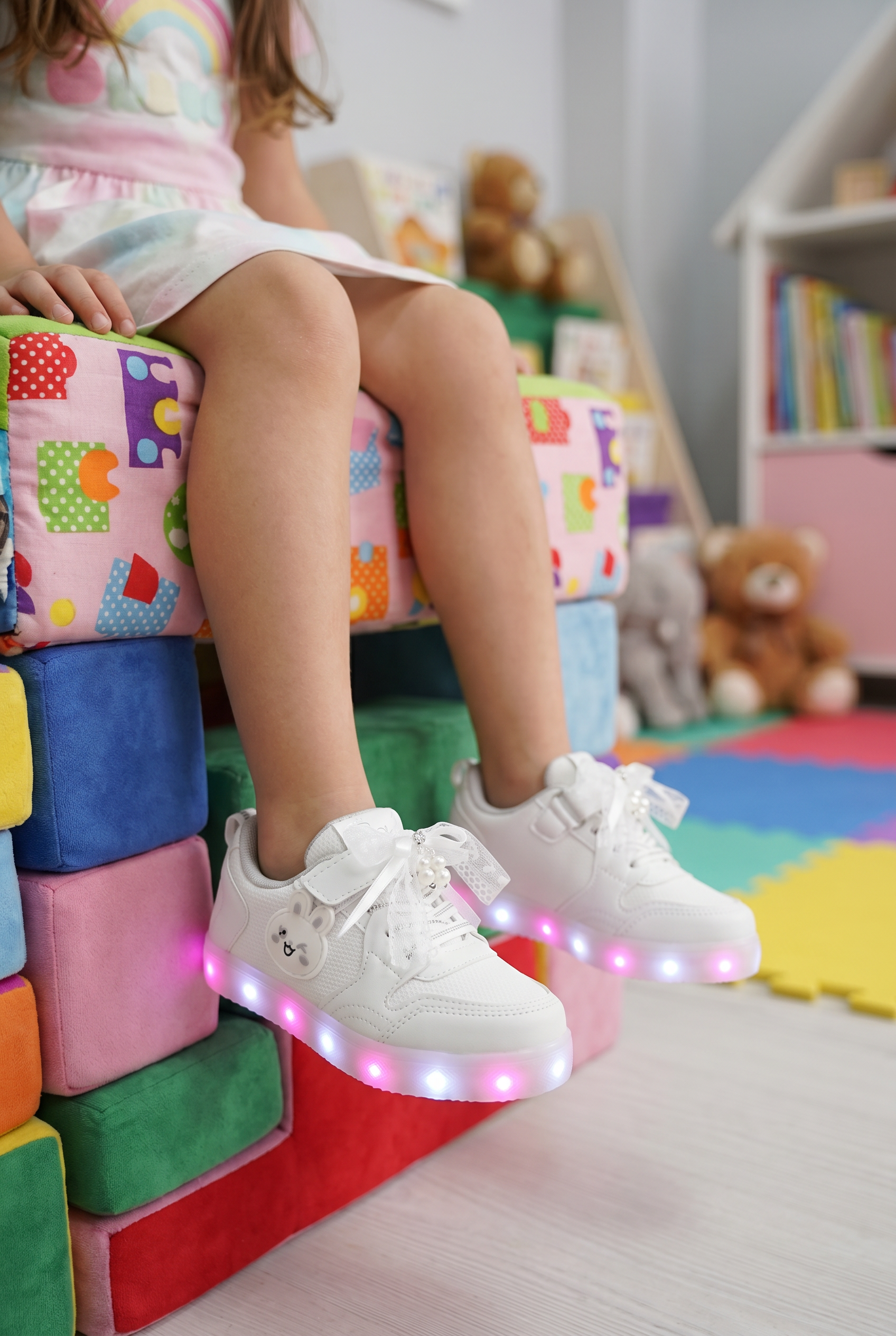 Çocuk Beyaz Sneaker Işıklı Spor Ayakkabı 2026 - Kids DS Chen
