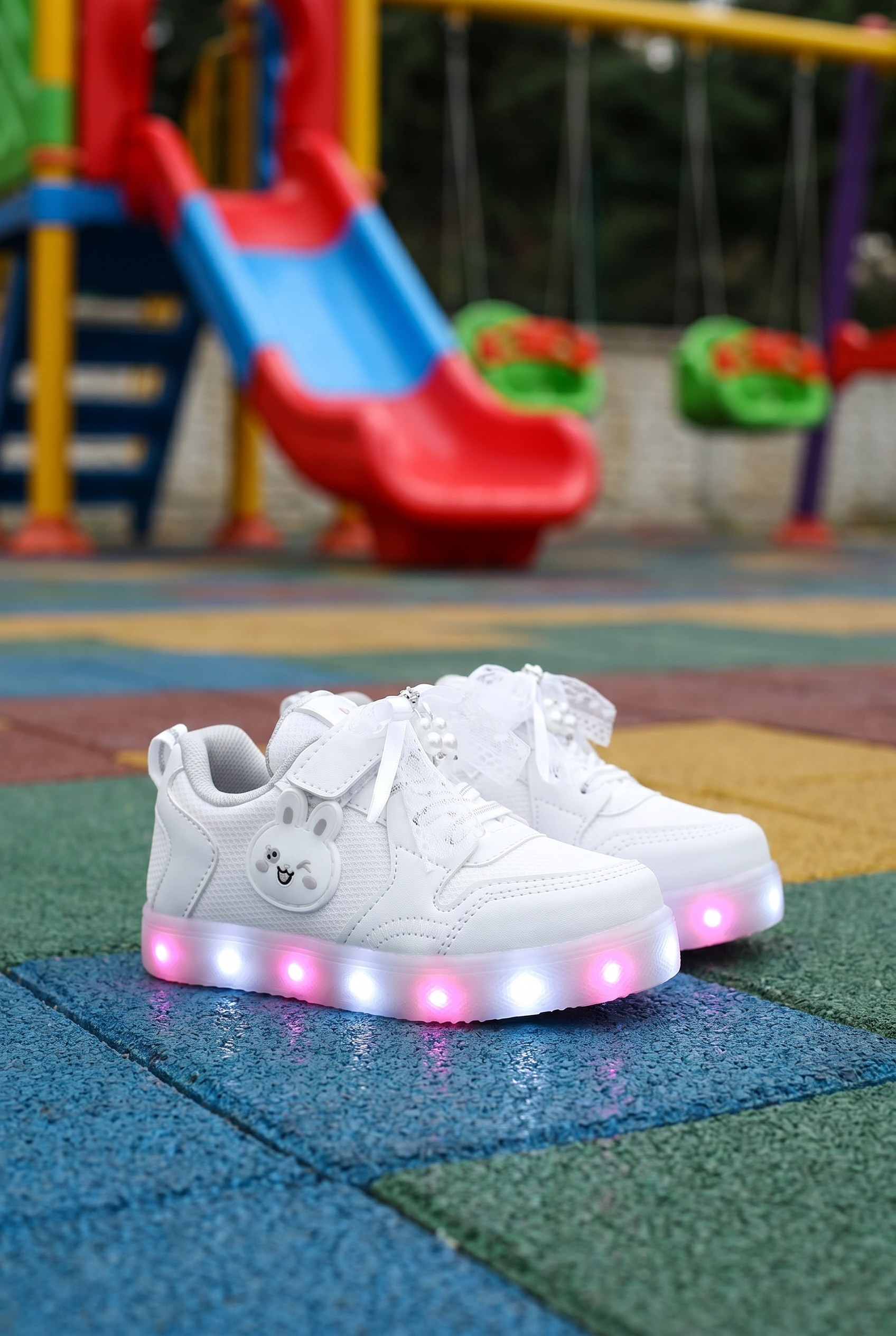 Çocuk Beyaz Sneaker Işıklı Spor Ayakkabı 2026 - Kids DS Chen