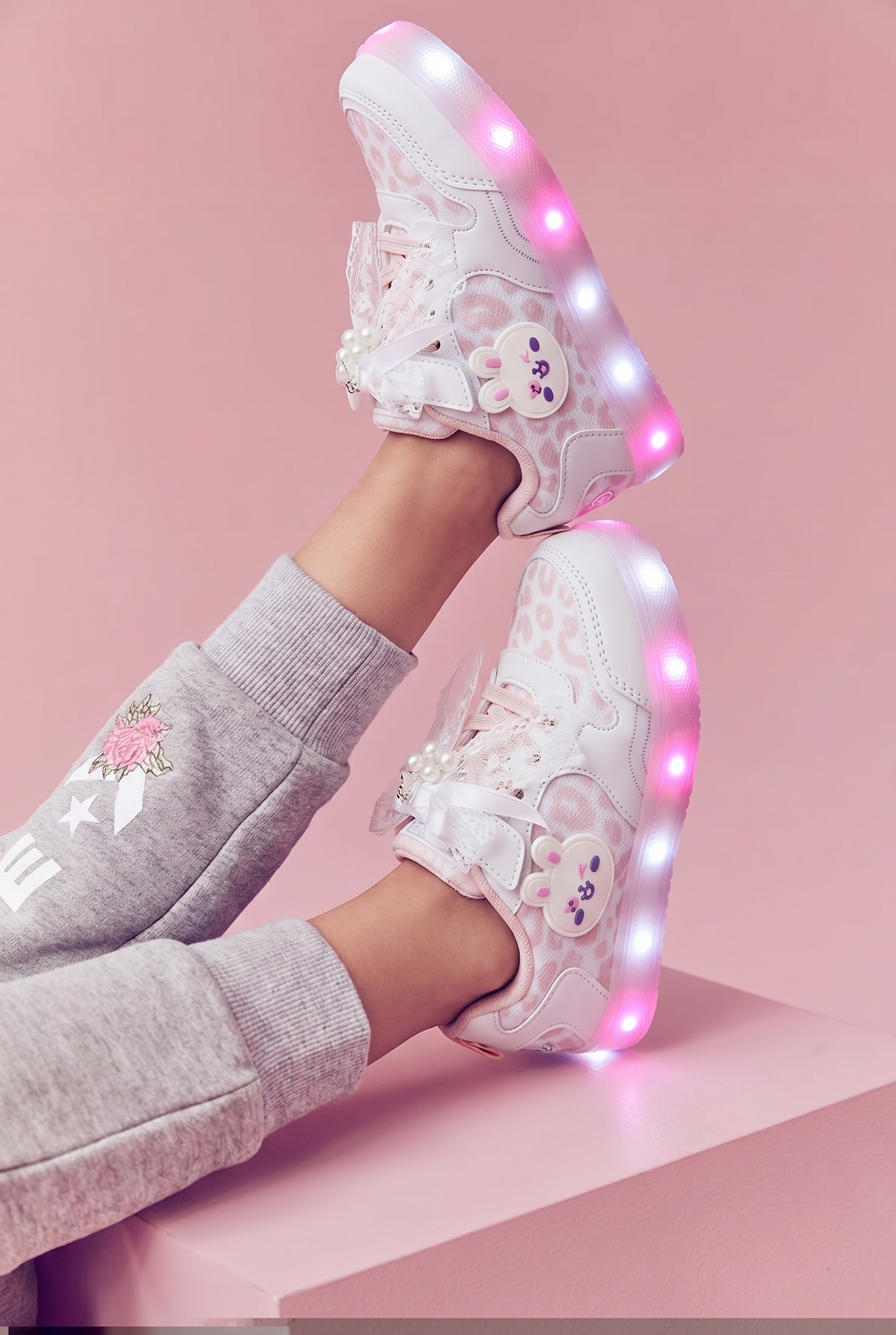 Çocuk Beyaz Pudra Işıklı Sneaker Spor Ayakkabı 2026 - Kids DS Chen